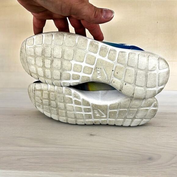 Nike Roshe Run Men’s 8.5 Sunrise Athletic Running Sneakers Trainers w/Box - Picture 10 of 10